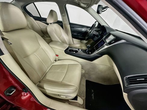 Used 2015 INFINITI Q50 Premium w/ Navigation Package RWD image 31