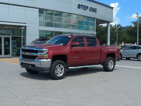 Used 2018 Chevrolet Silverado 1500 LT w/ All Star Edition AWD/4WD image 2