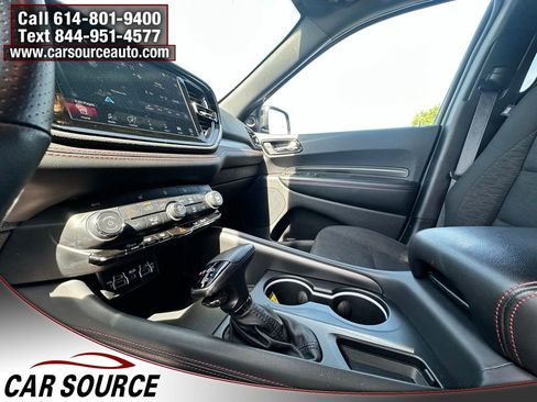Used 2025 Dodge Durango GT RWD image 11