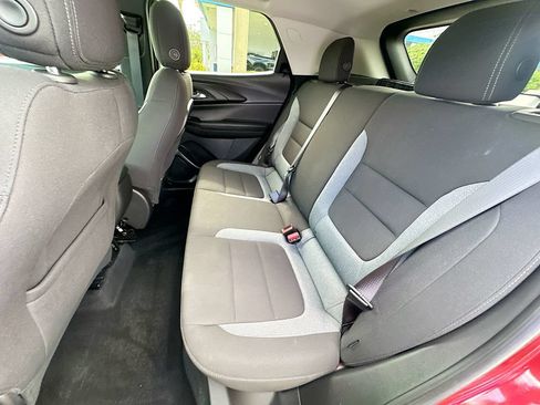 Used 2023 Chevrolet TrailBlazer LT w/ Convenience Package FWD image 22