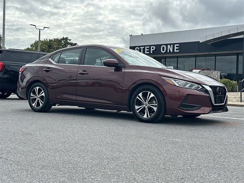 Used 2023 Nissan Sentra SV image 9