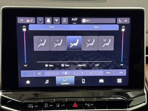 Used 2024 Jeep Compass Limited image 18