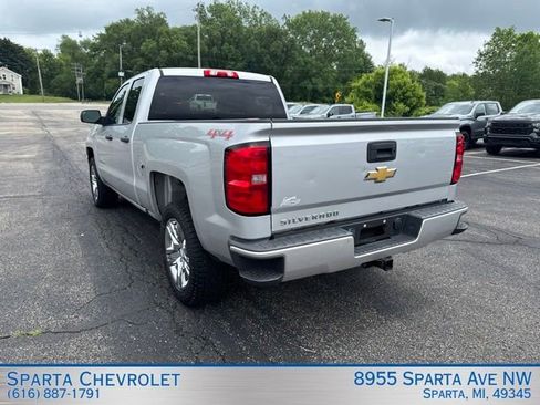 Used 2017 Chevrolet Silverado 1500 Custom w/ Custom Convenience Package AWD/4WD image 5