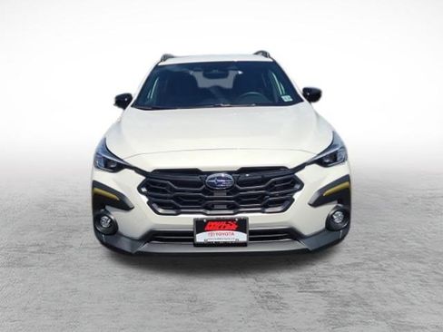 Used 2024 Subaru Crosstrek 2.5i Sport AWD/4WD image 2