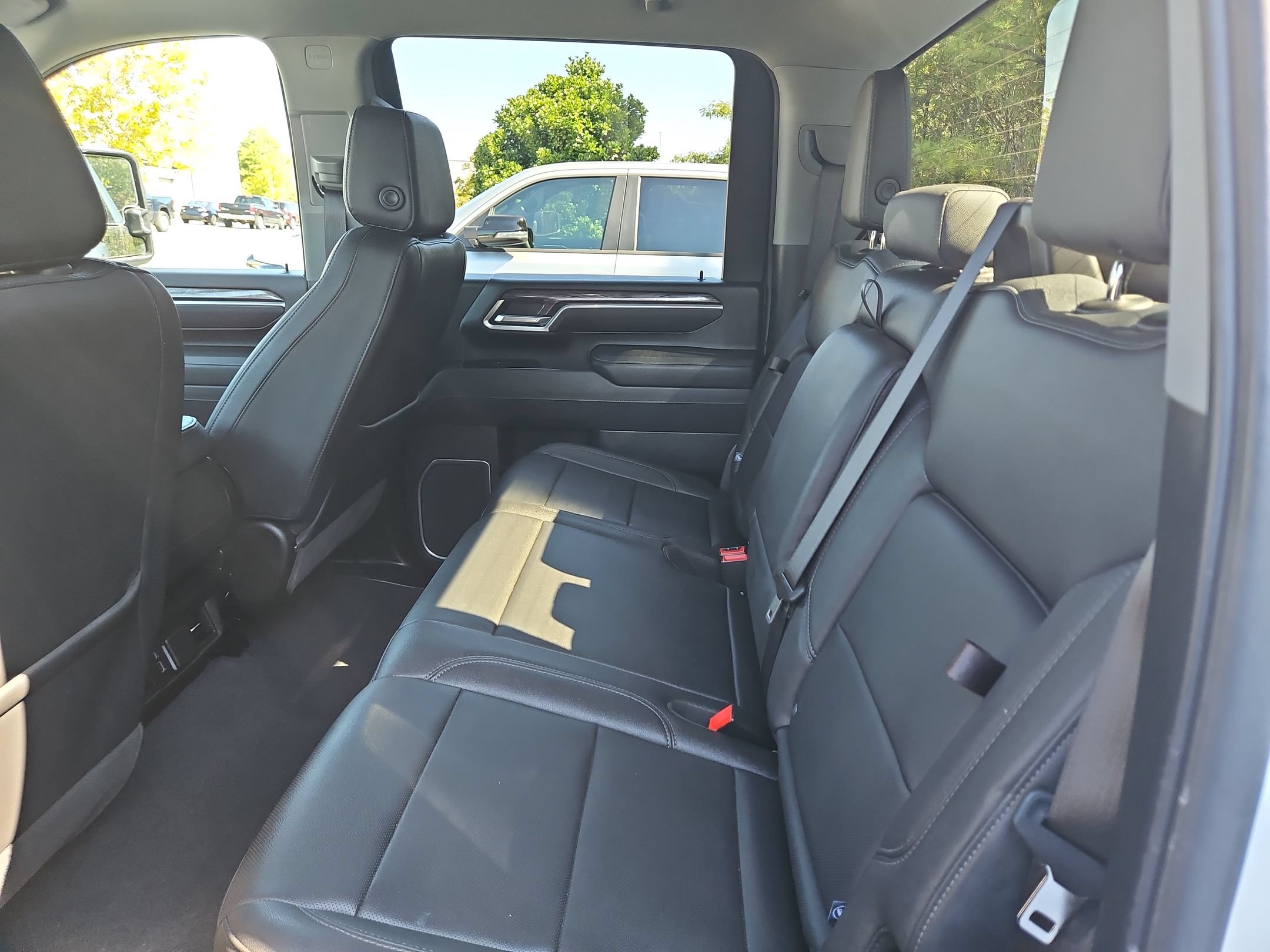 Used 2026 Chevrolet Silverado 2500 LTZ AWD/4WD image 36