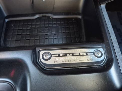 Used 2024 Ford Bronco Badlands image 19