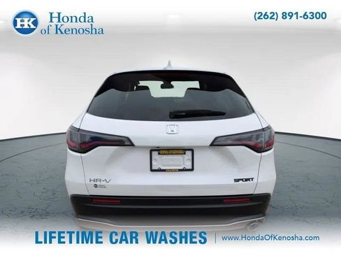 Used 2025 Honda HR-V Sport image 6