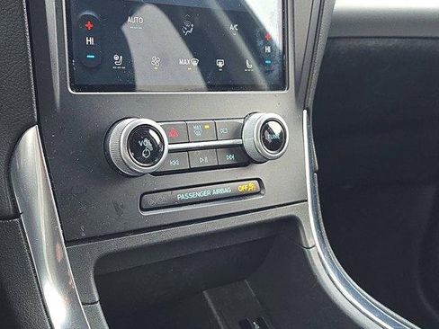 Used 2022 Ford Edge Titanium w/ Equipment Group 301A image 31