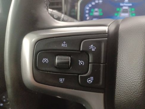 Used 2025 Chevrolet Silverado 1500 LT RWD image 22
