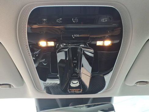 Used 2025 Mercedes-Benz E 350 4MATIC Sedan image 27