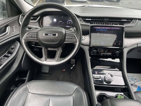 Used 2021 Jeep Grand Cherokee L Limited AWD/4WD image 15