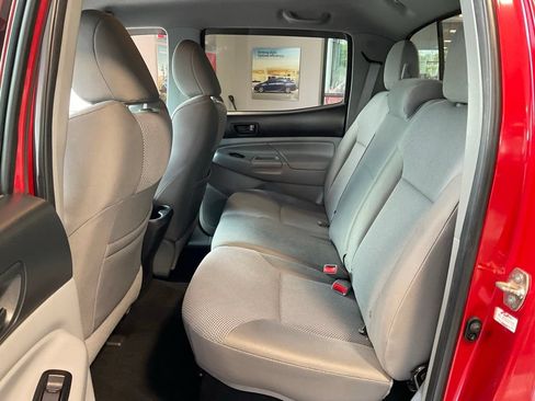 Used 2013 Toyota Tacoma 4x4 Double Cab w/ TRD Sport Pkg image 21