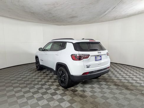 New 2026 Jeep Compass Latitude image 4