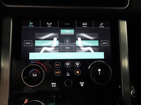 Used 2019 Land Rover Range Rover Supercharged image 18