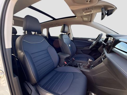 New 2026 Volkswagen Taos SEL image 14