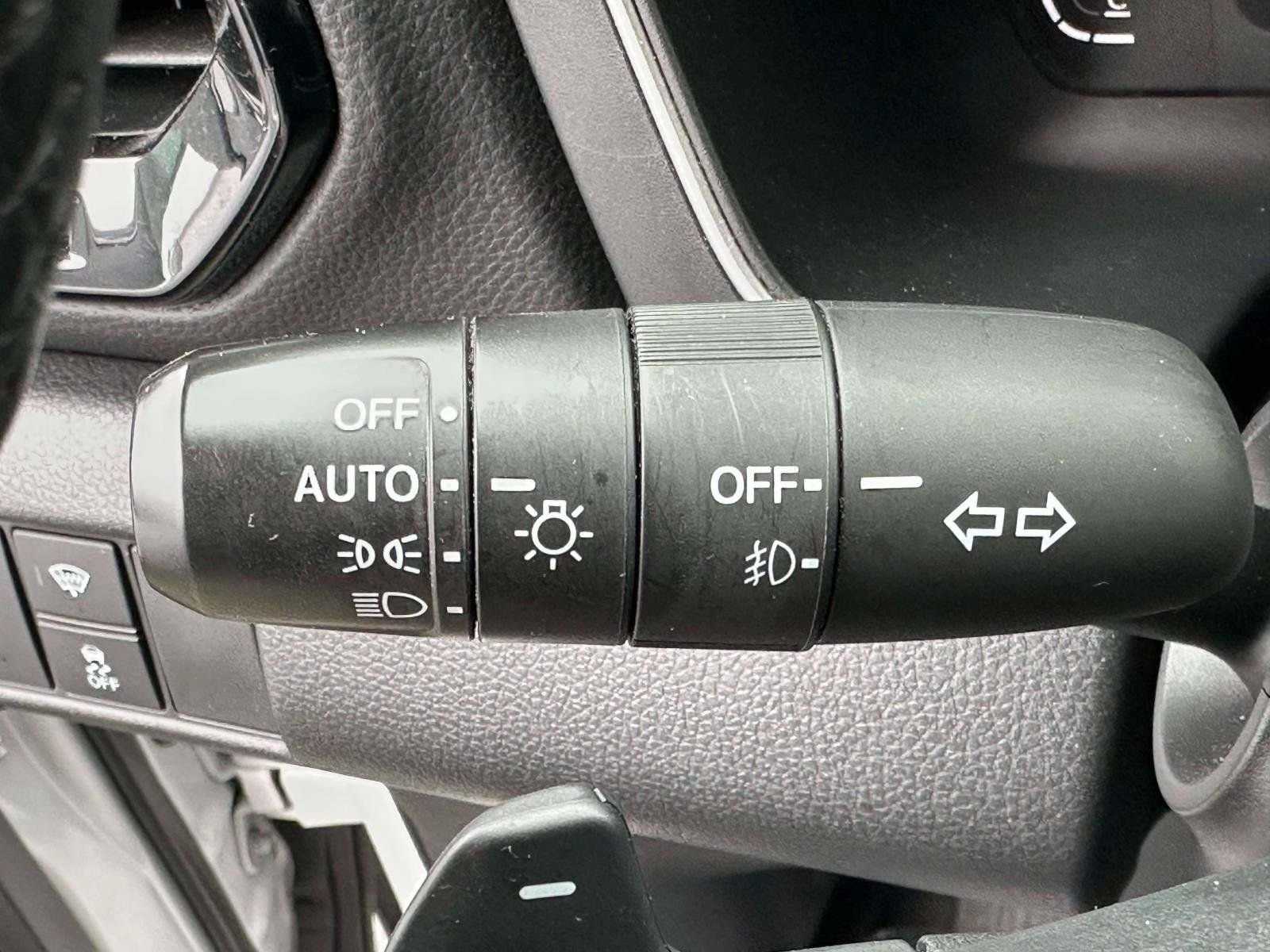 Used 2023 Honda Pilot Elite image 22