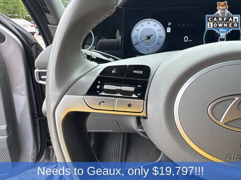 Used 2025 Hyundai Elantra SEL FWD image 42