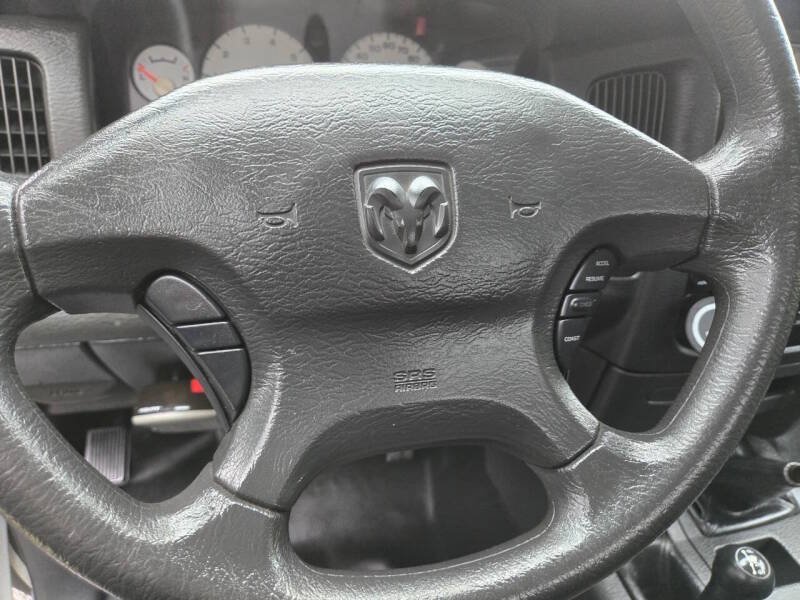 Used 2003 Dodge Ram 1500 Truck SLT AWD/4WD image 16