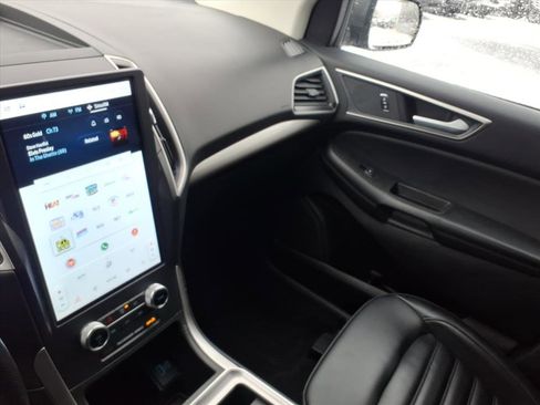 Certified 2024 Ford Edge SEL image 20