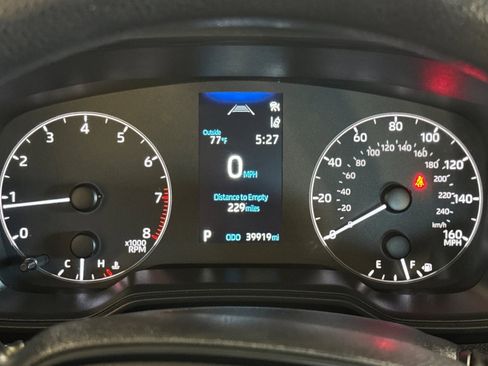 Used 2023 Toyota Corolla LE image 23