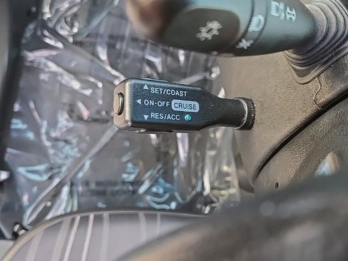 Used 2015 Chevrolet Spark LS image 21