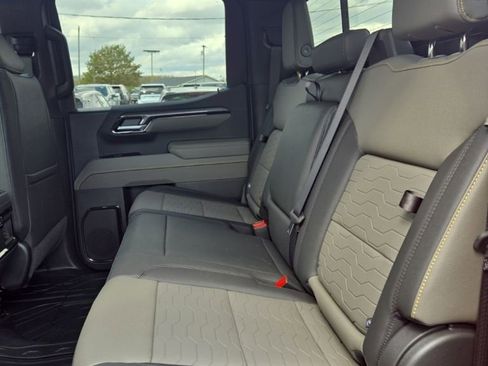 New 2026 Chevrolet Silverado 1500 ZR2 AWD/4WD image 10