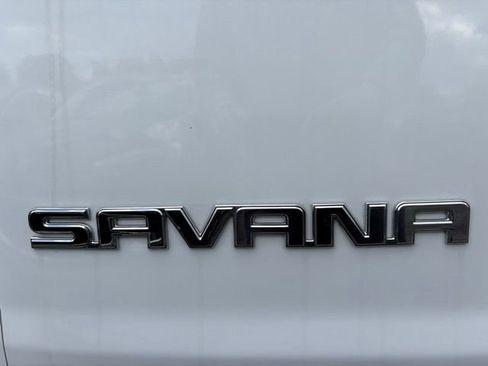 Used 2024 GMC Savana 2500 w/ Driver Convenience Package RWD image 6