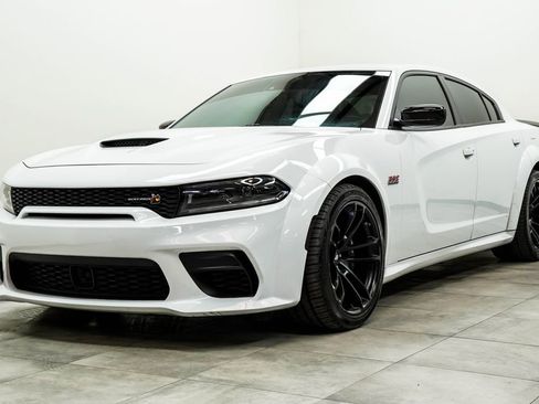 Used 2023 Dodge Charger Scat Pack RWD image 7