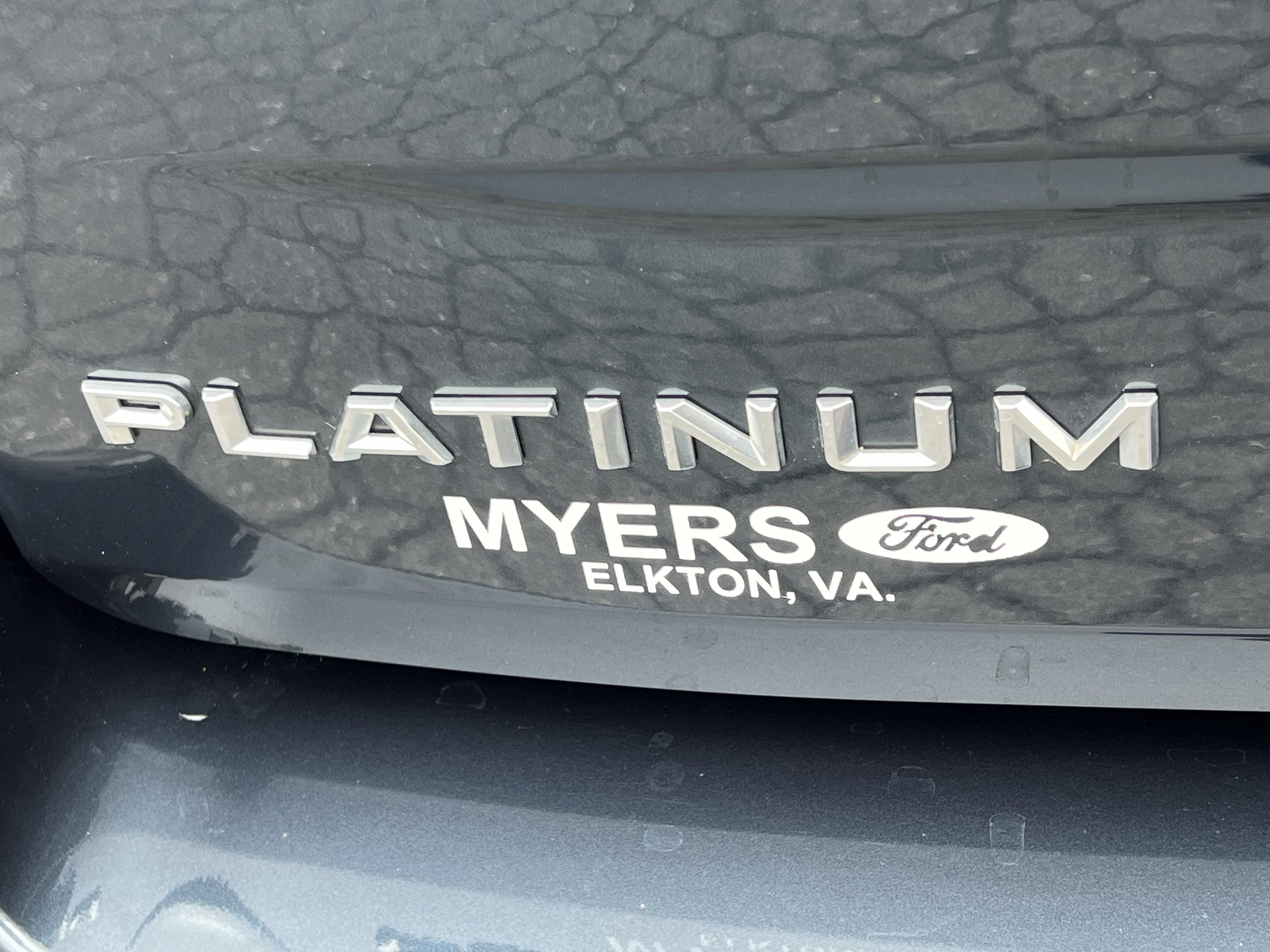 Used 2025 Ford Expedition Platinum w/ Driver's Package AWD/4WD image 13