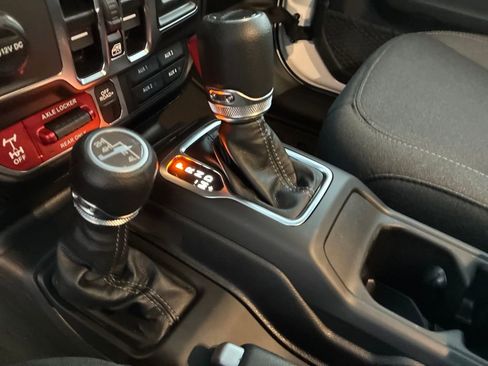 New 2026 Jeep Gladiator Sport AWD/4WD image 24