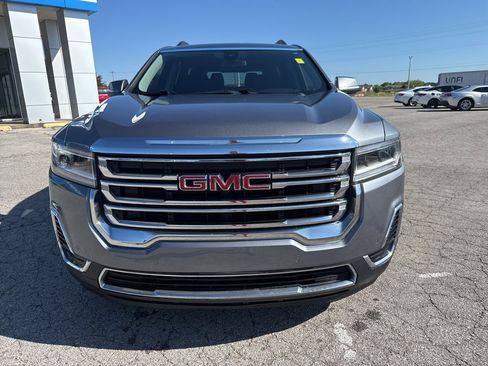 Used 2022 GMC Acadia SLE w/ Driver Convenience Package image 2