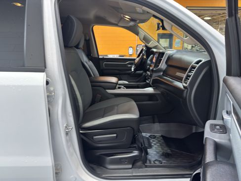 Used 2020 RAM 1500 Big Horn AWD/4WD image 19