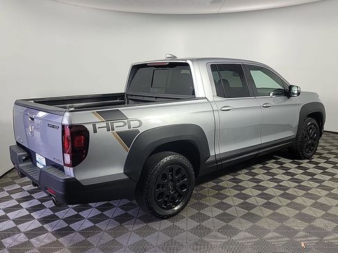 Certified 2023 Honda Ridgeline RTL image 4