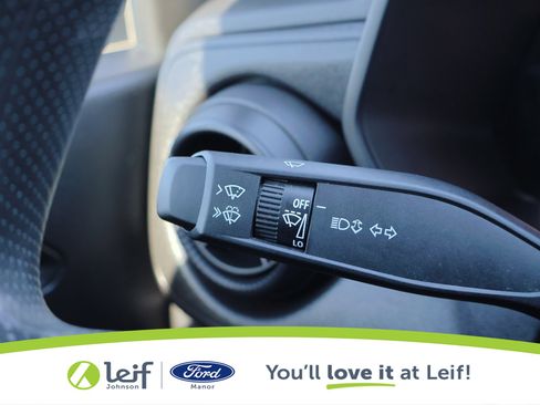 Used 2024 Chevrolet Colorado Trail Boss w/ Technology Package image 16