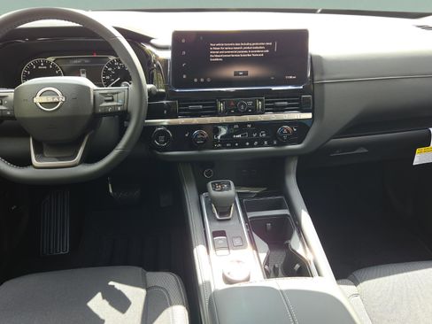 New 2026 Nissan Pathfinder SV AWD/4WD image 12