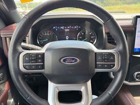 Used 2024 Ford Expedition Max Limited RWD image 16