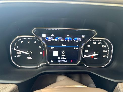 Used 2021 GMC Yukon XL Denali w/ Denali Ultimate Package AWD/4WD image 15