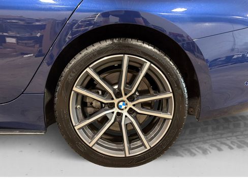 Used 2020 BMW 330i xDrive Sedan w/ Executive Package AWD/4WD image 52