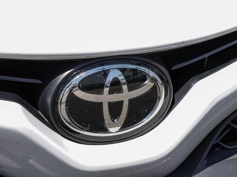 Used 2023 Toyota Camry SE w/ Protection Package (Q2) (TMS) FWD image 4
