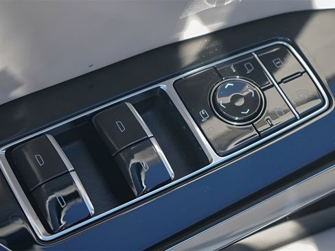 New 2026 Cadillac Escalade ESV Platinum Luxury image 17