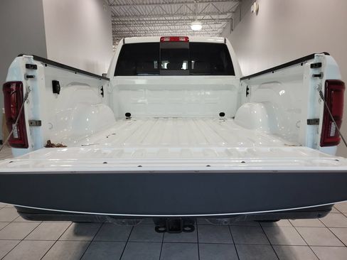Used 2025 RAM 2500 Tradesman w/ Safety Group AWD/4WD image 13