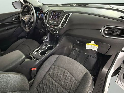 Certified 2024 Chevrolet Equinox LT image 33