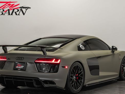 Used 2017 Audi R8 V10 plus image 5