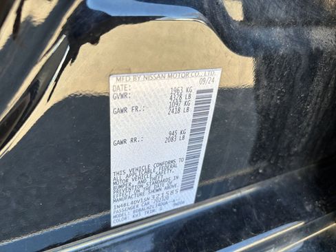 Used 2025 Nissan Altima 2.5 SV image 29