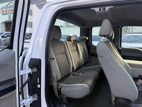 Used 2016 Ford F150 XL w/ Equipment Group 101A Mid AWD/4WD image 14