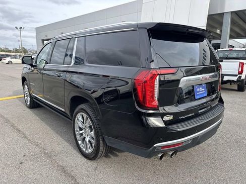 Used 2022 GMC Yukon XL Denali w/ Denali Ultimate Package image 7
