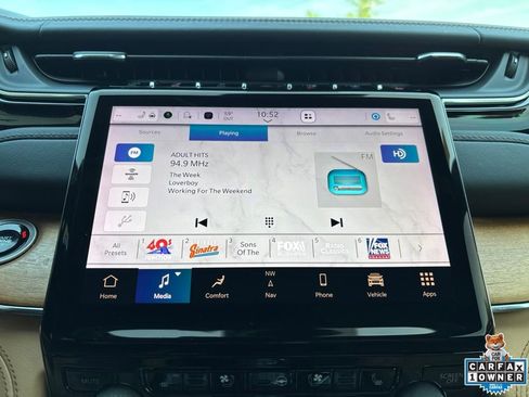 Used 2024 Jeep Grand Cherokee Summit AWD/4WD image 65