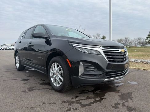 Used 2023 Chevrolet Equinox LT w/ LPO, Floor Liner Package FWD image 1