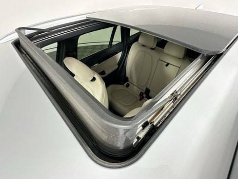 Used 2019 BMW X1 sDrive28i w/ Convenience Package FWD image 22
