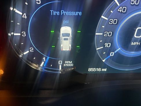 Used 2020 Cadillac Escalade ESV Platinum image 31